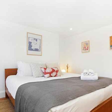 Bright, Stylish & Cosy 3-Bed Flat Near Mile End Apartment Лондон Екстериор снимка